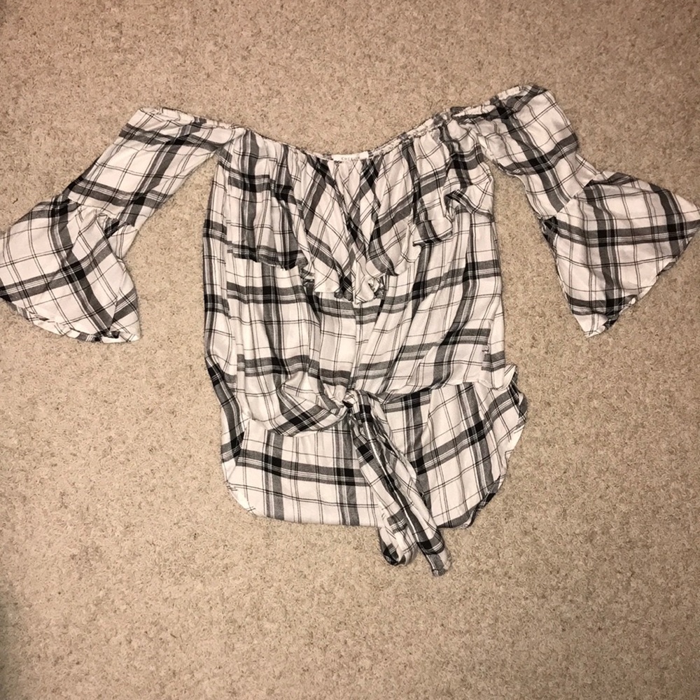 Plaid off-shoulder Top